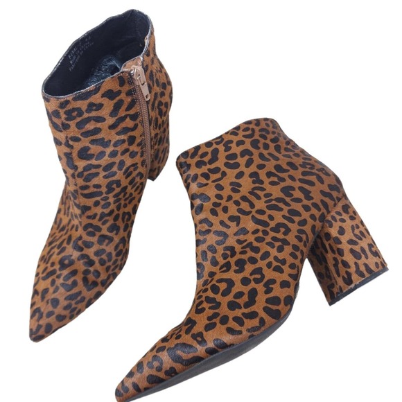 Jeffrey Campbell Womens Boots Final Leopard Calf Hair Point Toe Heeled Ankle 9.5 - Picture 1 of 10